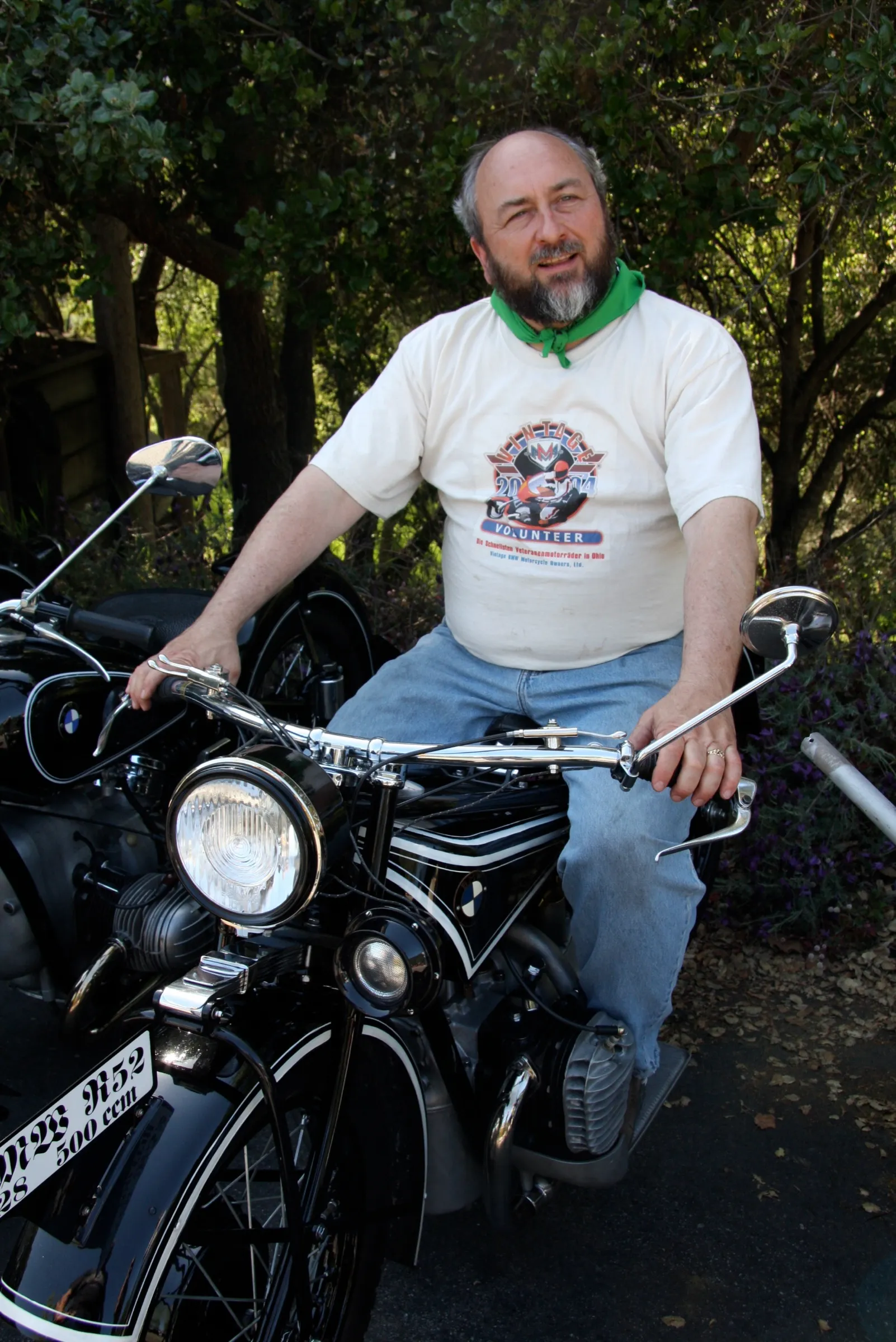 The king of Castle Drive perches on one of his non-porcelain thrones enjoying a day well done