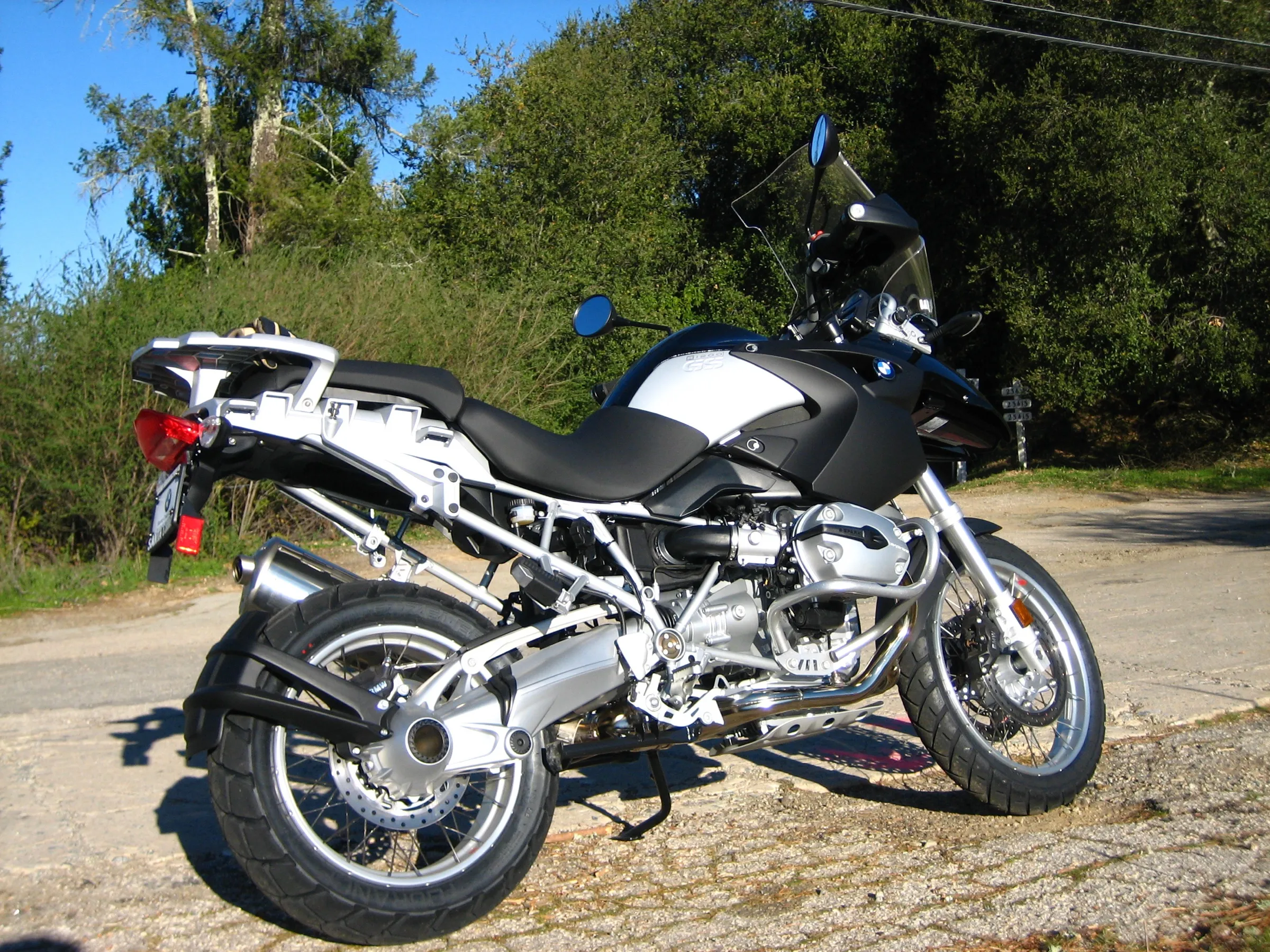 About a month ago I purchased a new 2007 BMW R1200GS